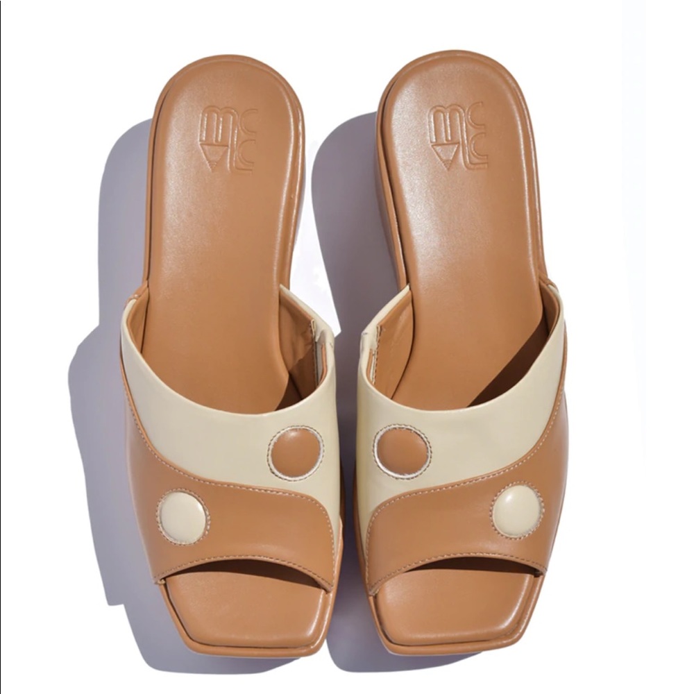 MCLC SIRENA BALANCING ACT YIN-YANG PLATFORM WEDGES
